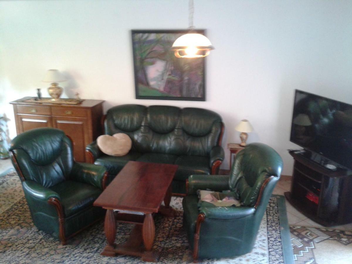 Dom Na Skarpie Villa Wierzbica  ภายนอก รูปภาพ